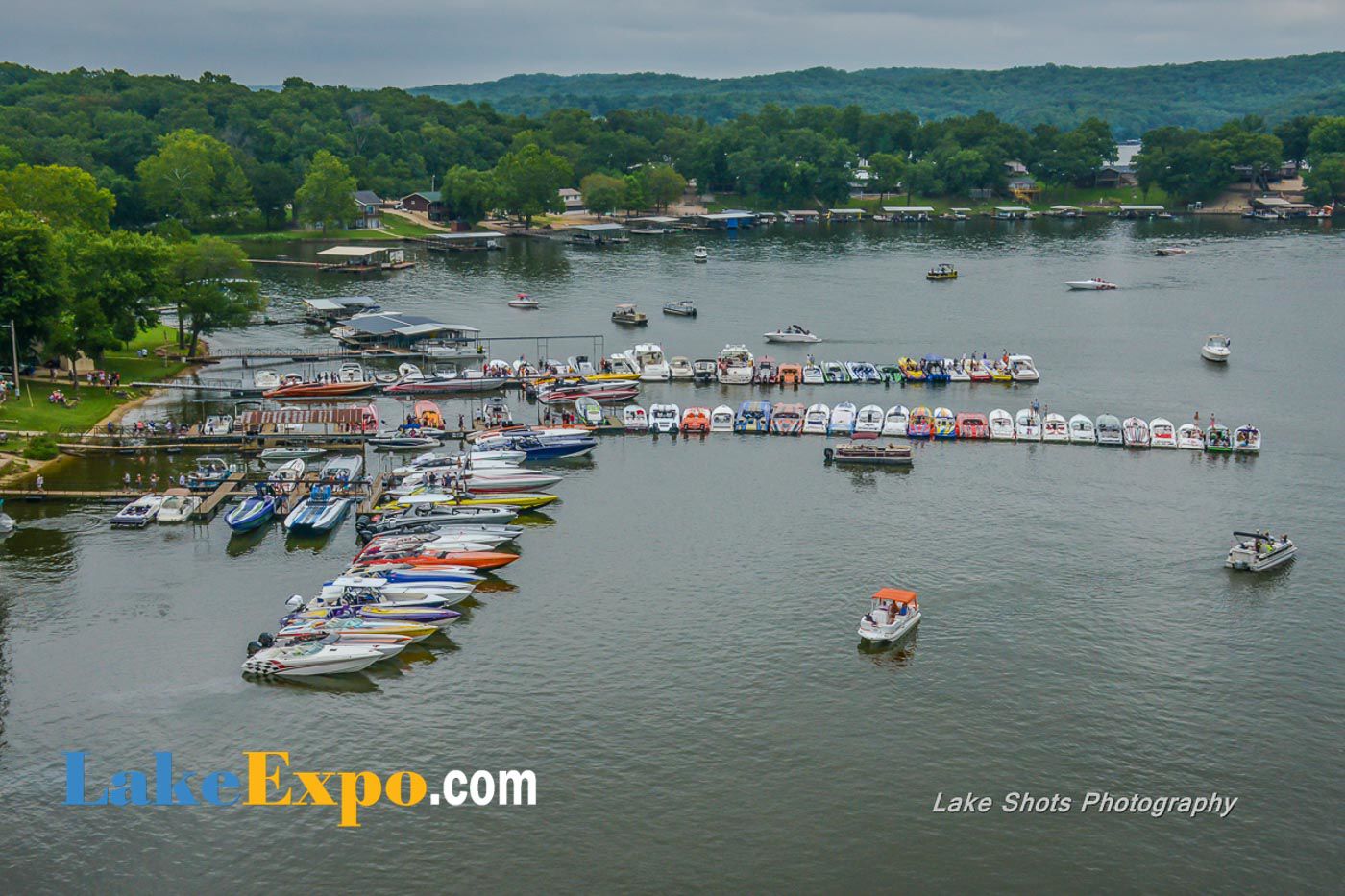 Shootout Poker Run-1677_layers of powerboats.jpg